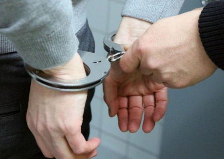 ۳ تن از کارکنان ادارات گلستان حین رشوه دستگیر شدند