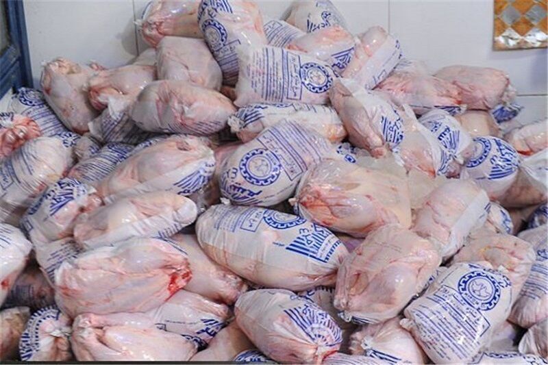 تأمین گوشت مرغ گرم ساکنان استان در اولویت قرار دارد
